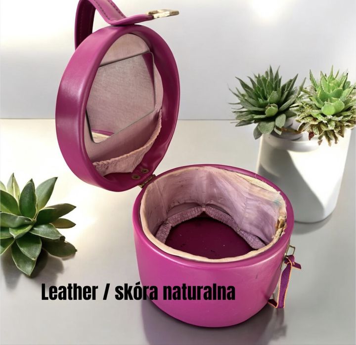 Kolekcjonerski retro kuferek na drobiazgi biżuterię do renowacji skóra