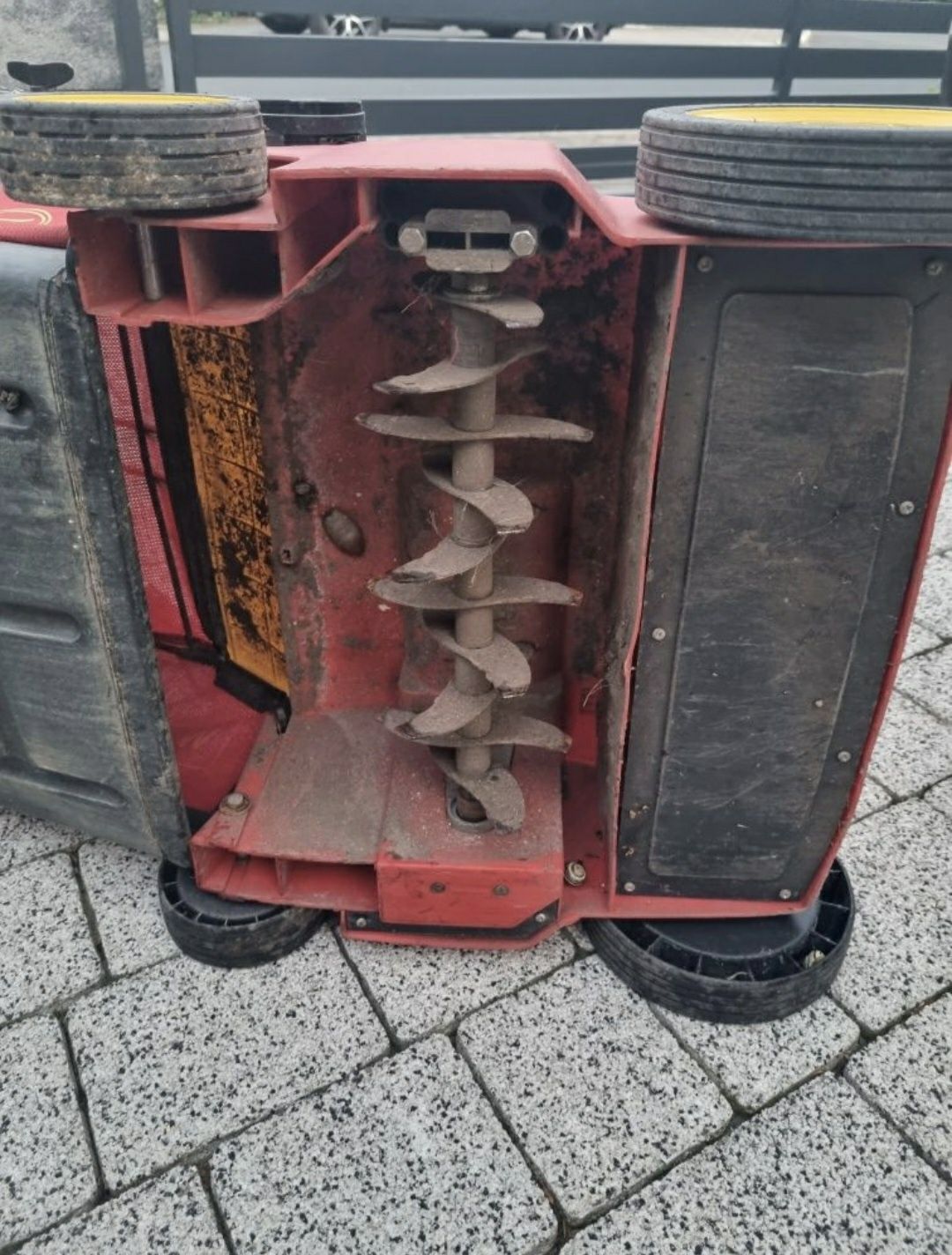 Wertykulator areator Wolf Garden Campus 1000