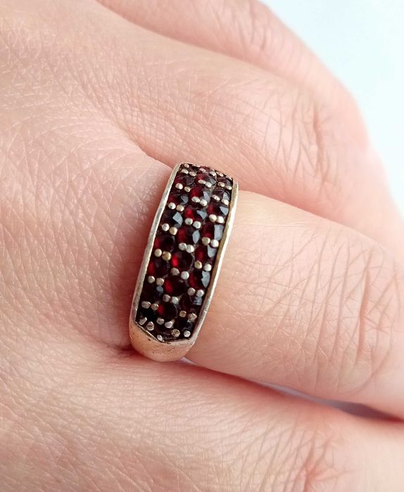 Вінтажне кольцо з натуральними чеськими гранатами Срібло 925, позолота