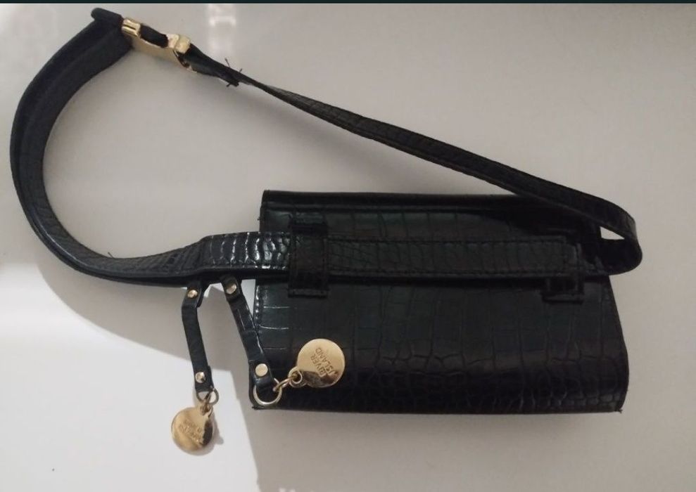 Подарую сумку гарну