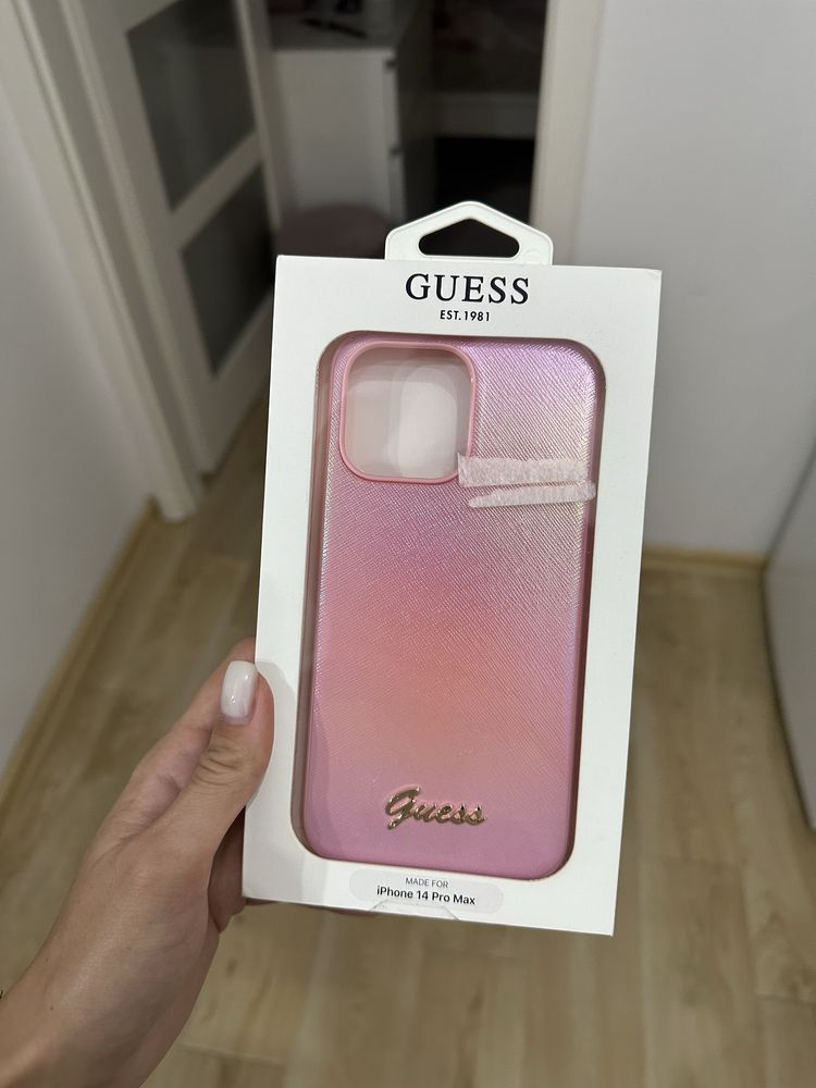 case iphone 14 pro max etui guess rozowe nowe