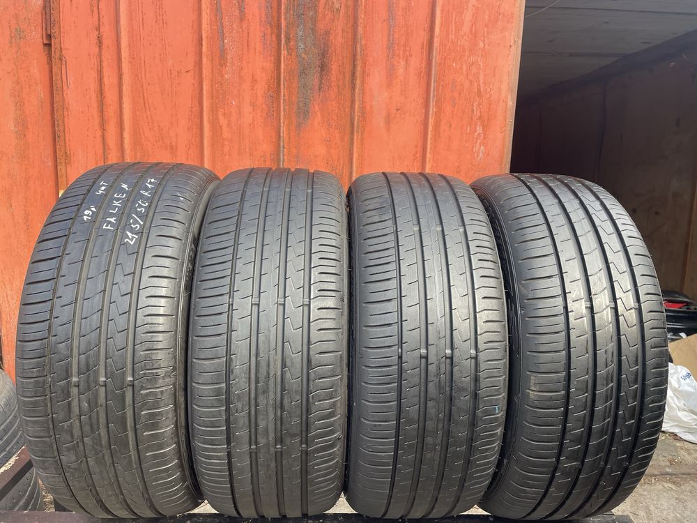 Шини літні 215/50 r17 стан супер