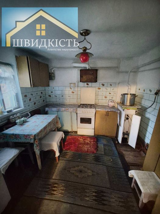 √ Частина будинку з виходом до озера Басівкут