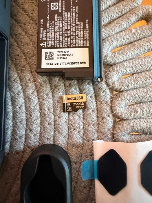 Insta 360 X5 + akcesoria - 256GB | Invisible Selfie Stick | Clamp