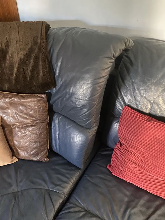 Sofa em pele de 6 lugares