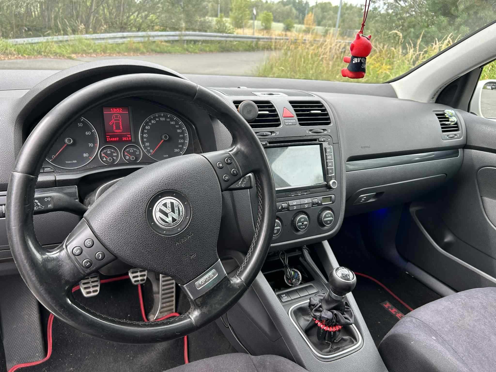 Samochód Golf V GTI, rok produkcji 2008
