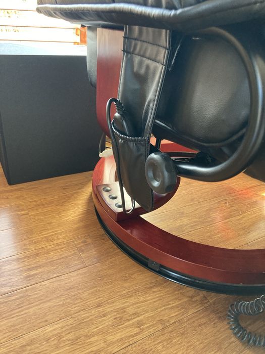 Fotel z funkcją masażu