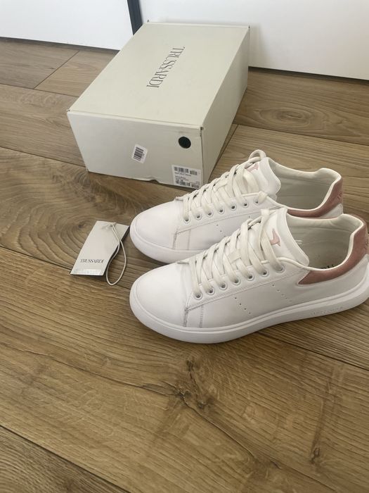 Biale sneakersy Trussardi rozm. 38