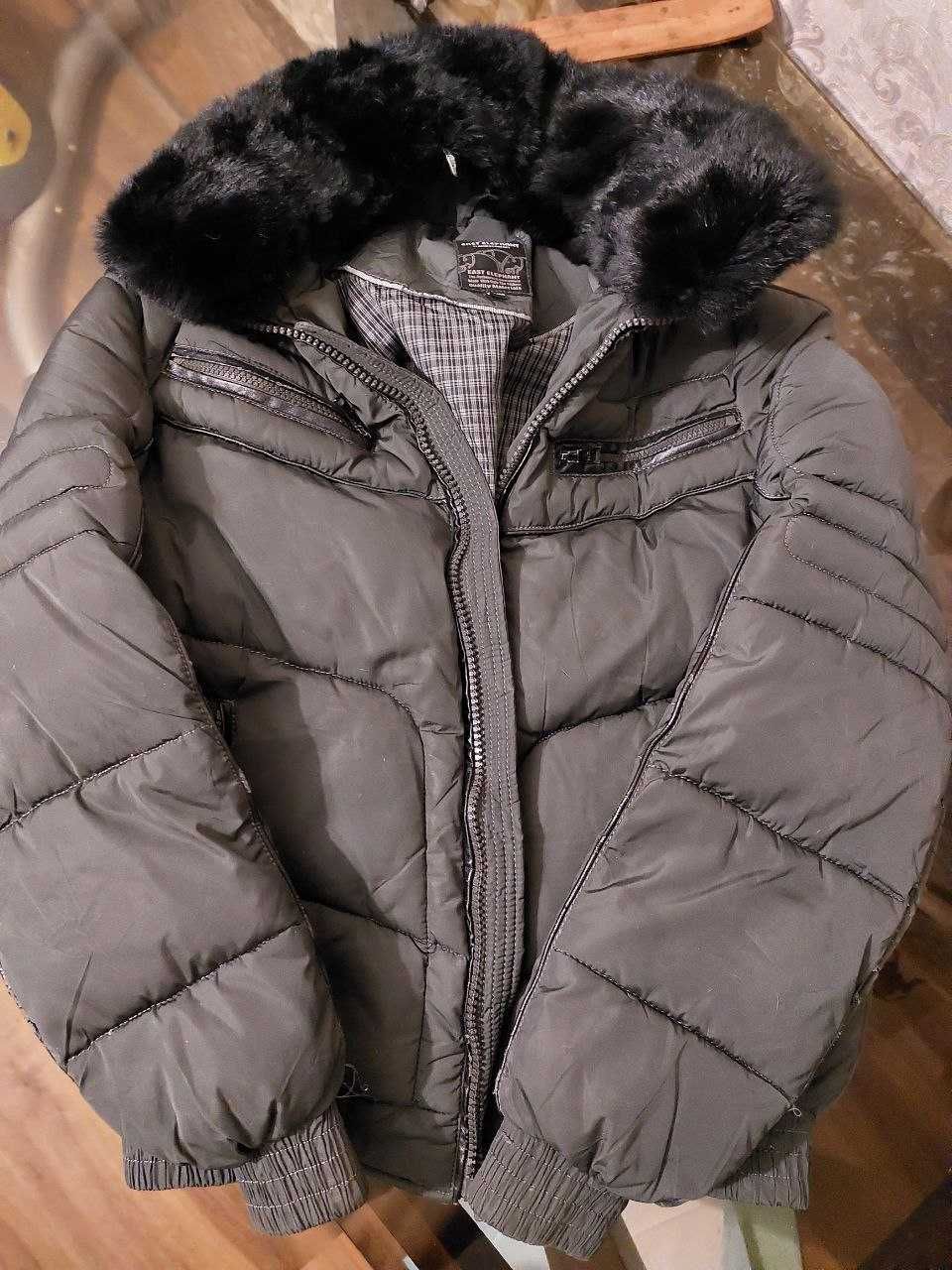 Зимняя подростковая куртка с натуральным воротником