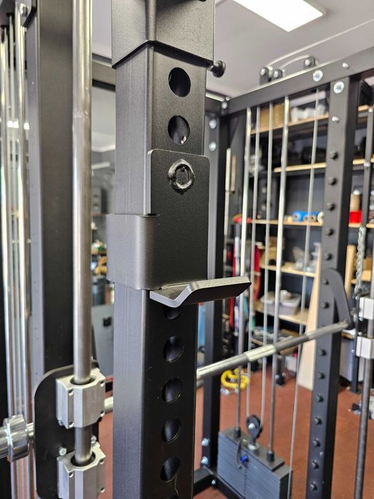 HATOR Klatka 80x80x3 + brama + suwnica smitha / siłownia