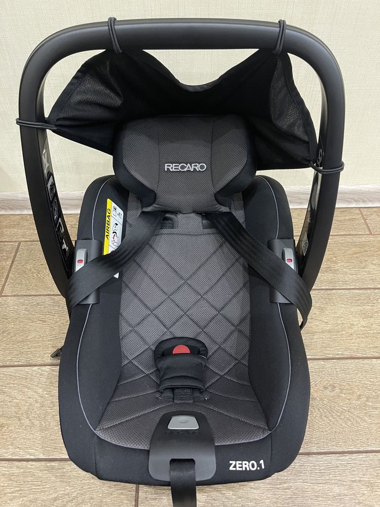 Продам автокрісло Recaro zero. 1