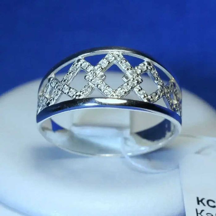 Серебряное кольцо, кольцо из серебра с камнями, без вставок 925 проба
