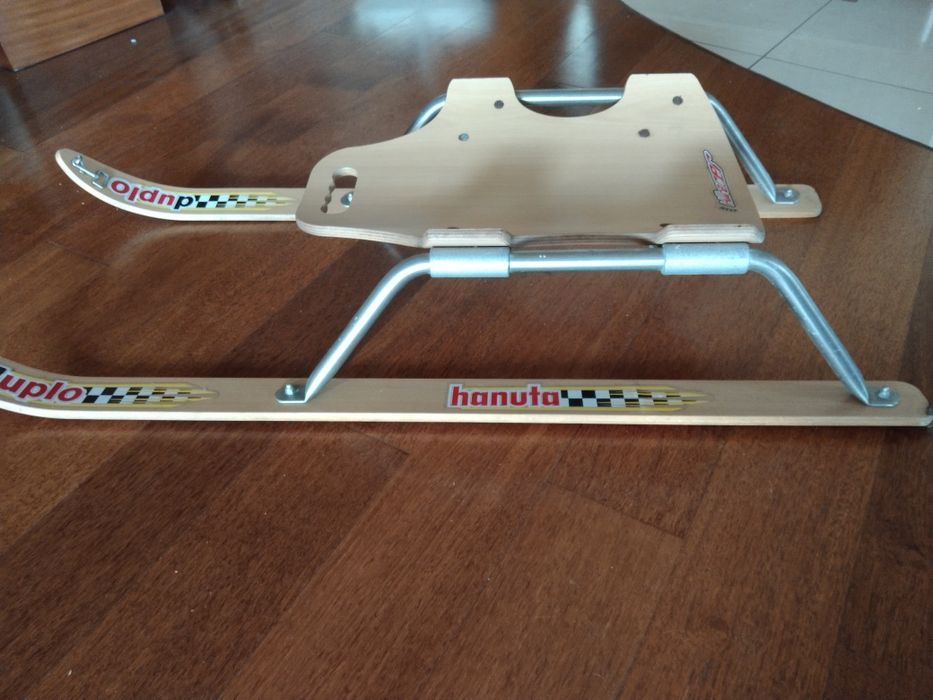 Sanki drewniane na płozach narty