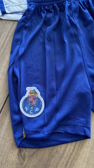 Equipamento crianca Porto 25/26