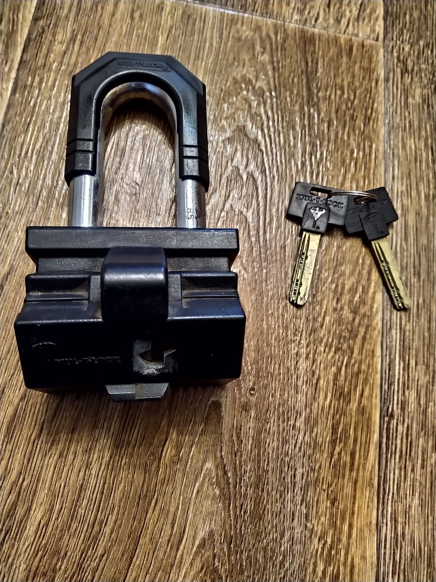 Замок для КПП автомобиля Mult-T-Lock