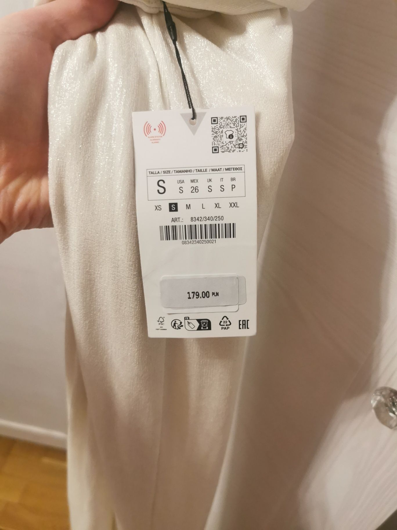 Sukienka zara viral długa midi beżowa złota biała wycięte plecy