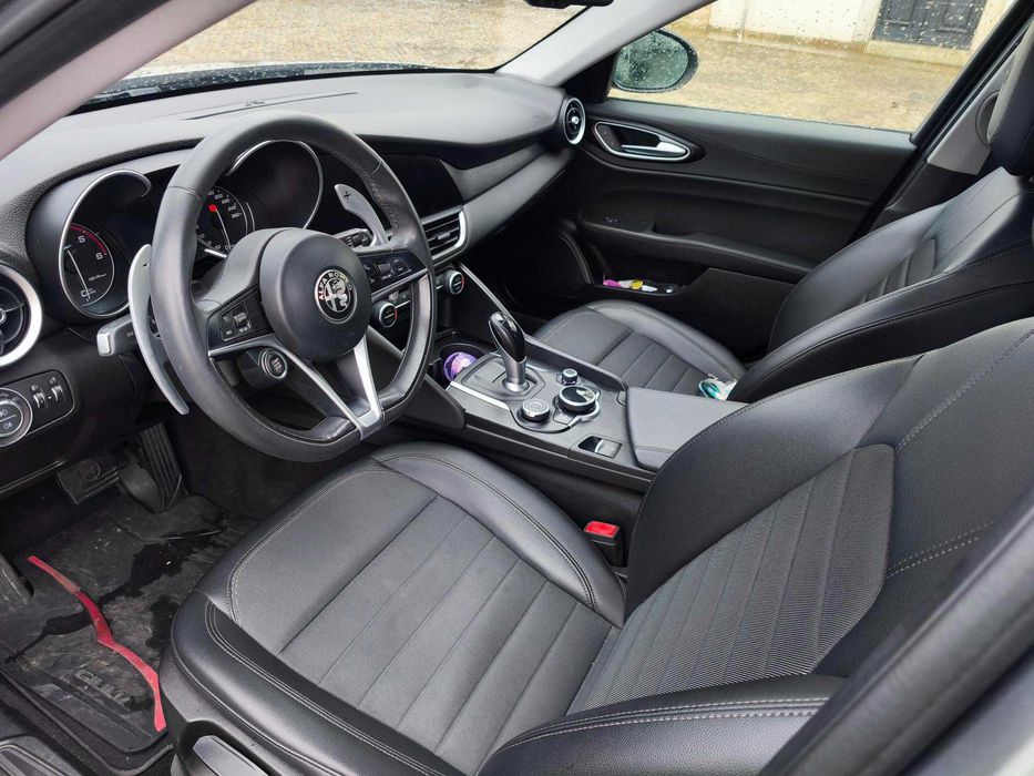 ALFA GIULIA 2.2 180CV NACIONAL