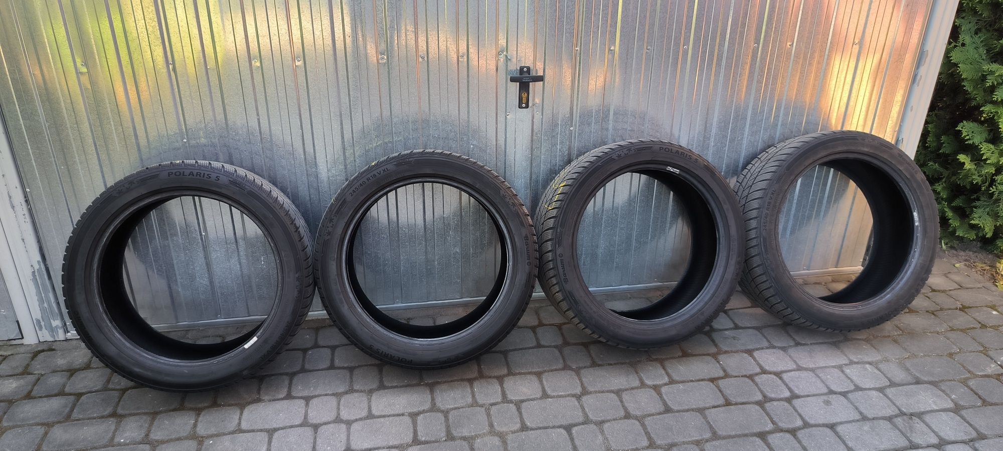 4x Barum Polaris 5 245/40 R18 22 rok zimowe, możliwa wysyłka