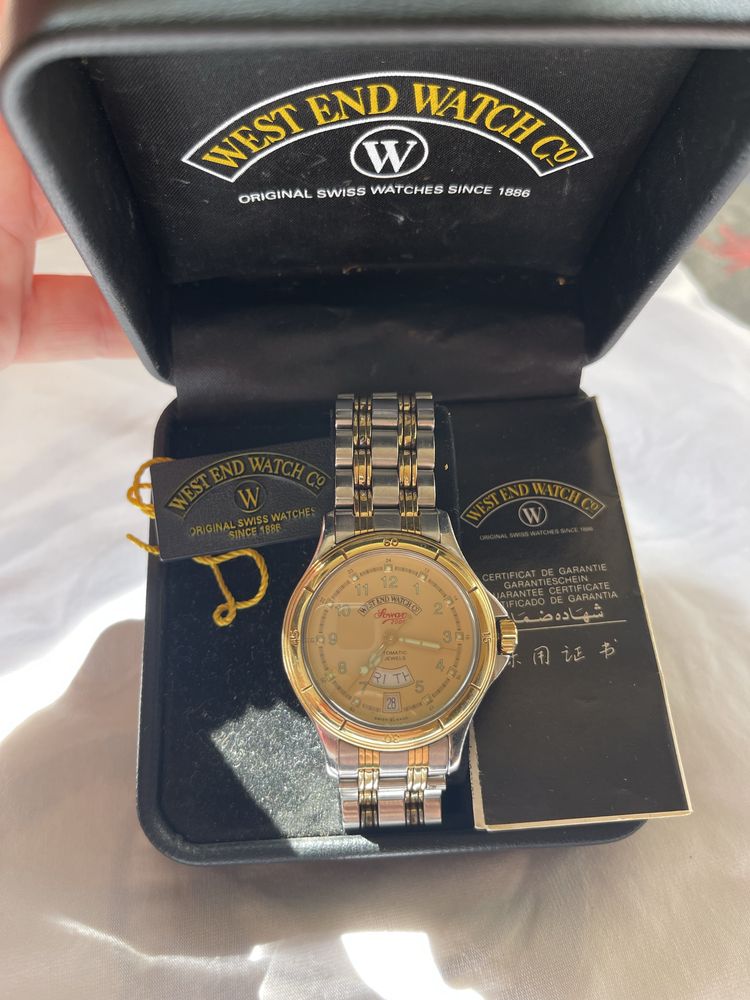 Наручные часы West End Watch Co.