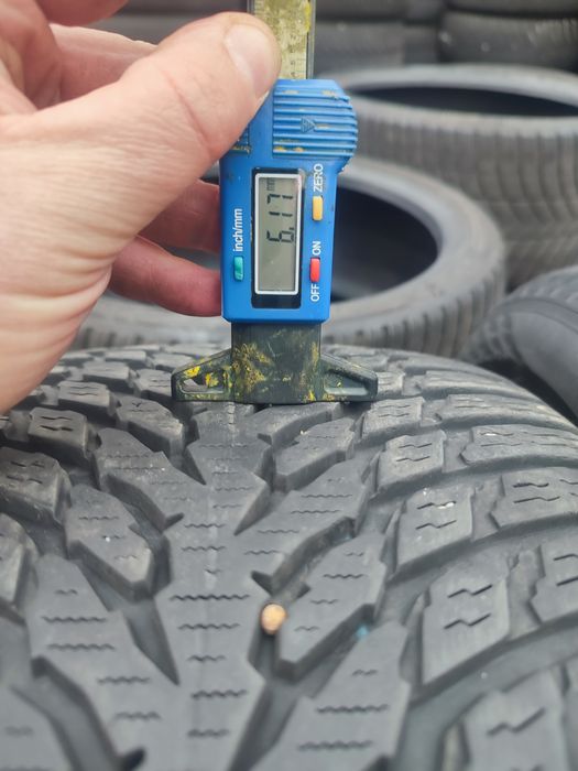 Komplet opon Nokian Tyres WR SnowProof 245/45/18 100V