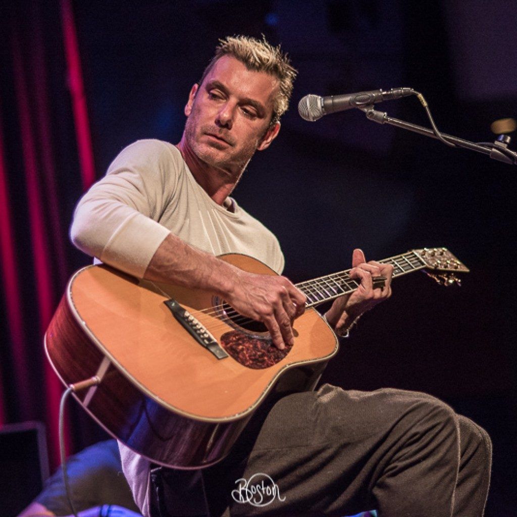 Aulas de guitarra presenciais