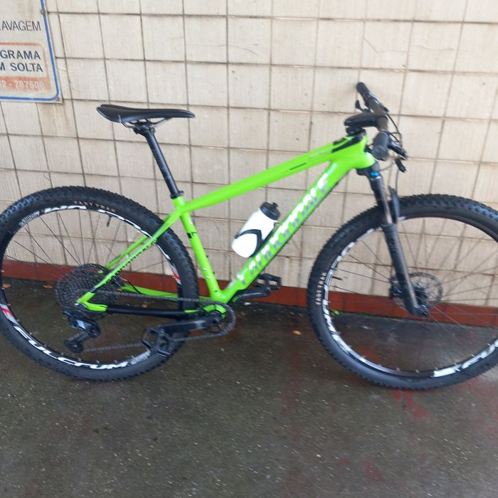 Bicicleta de btt cannondale