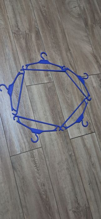 Nowe wieszaki fioletowe