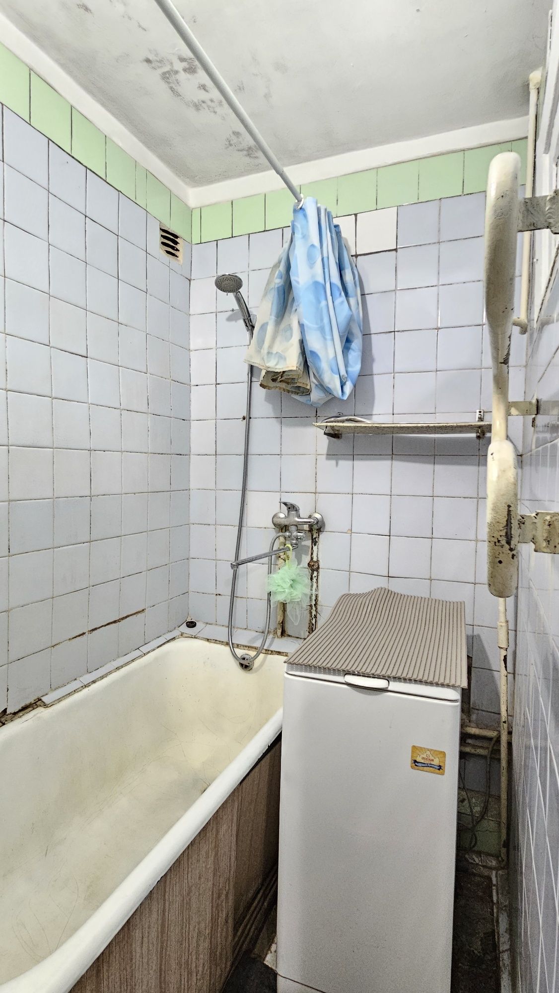Продаж 3к квартири, метро Червоний хутір та хвойний ліс пішки!