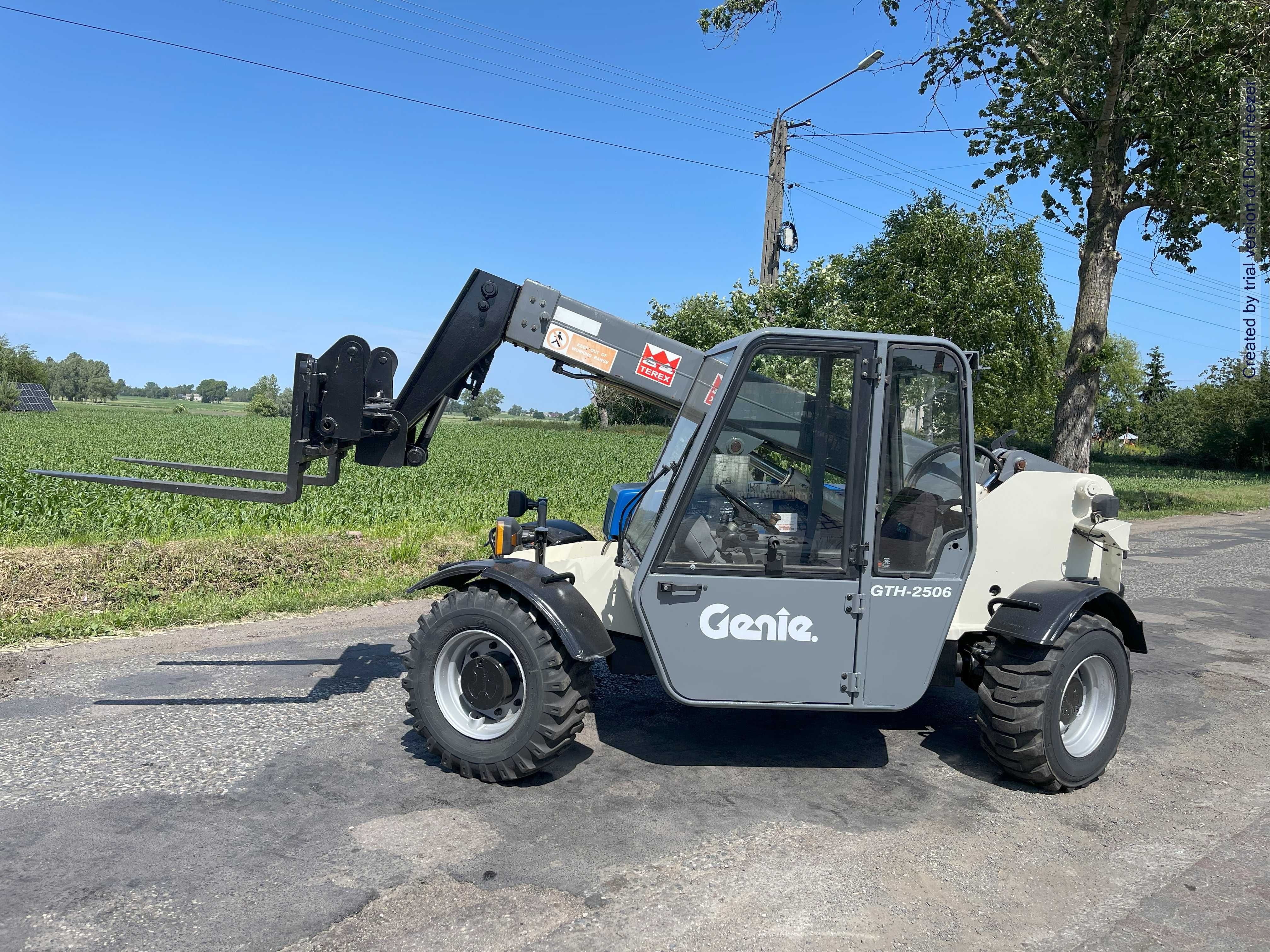 Ładowarka teleskopowa Genie 2506*Joystick,Perkins*Niska i wąska 1.80 m