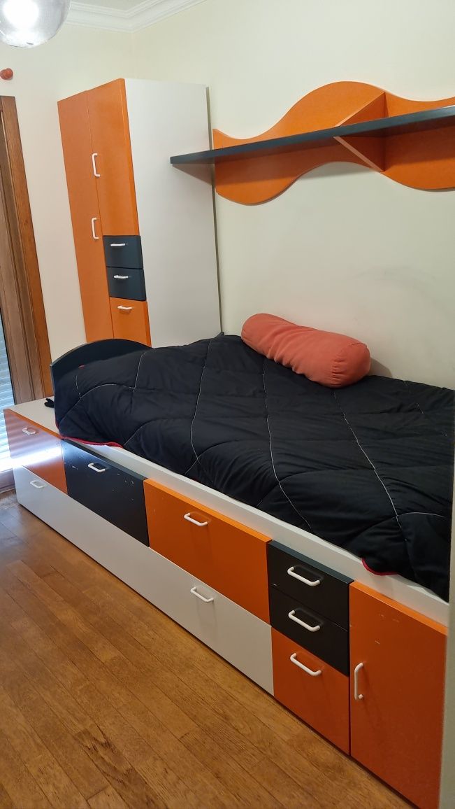Quarto infantil/juvenil