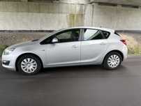 OPEl ASTRA 1.4 turbo automat