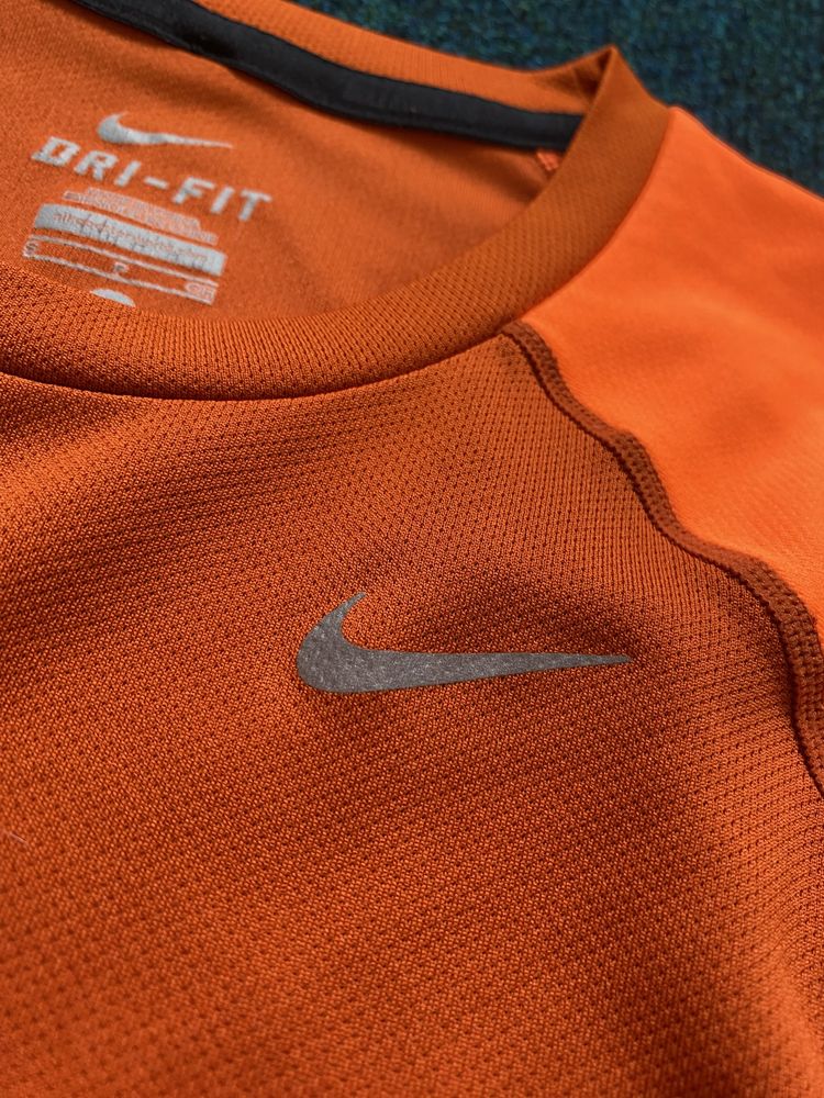 Футболка Nike Dri Fit з логотипом/Нові колекції/Оригінал/Помаранчева