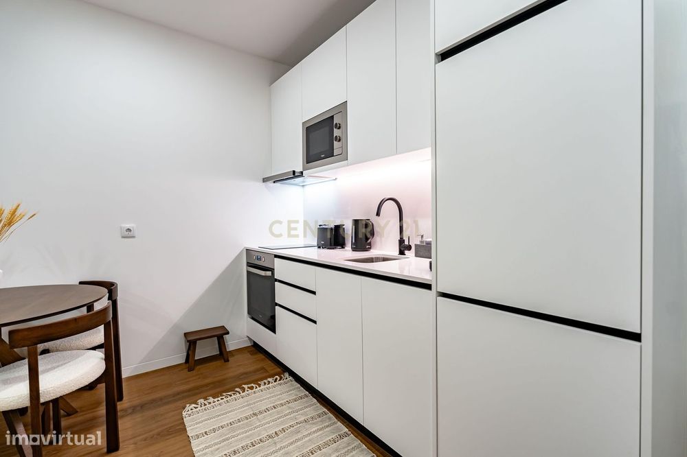 Apartamento T0 NOVO na baixa de Coimbra