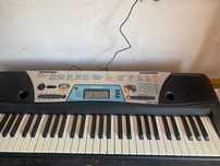 Сінтезатор Yamaha PSR -170 із стійкою