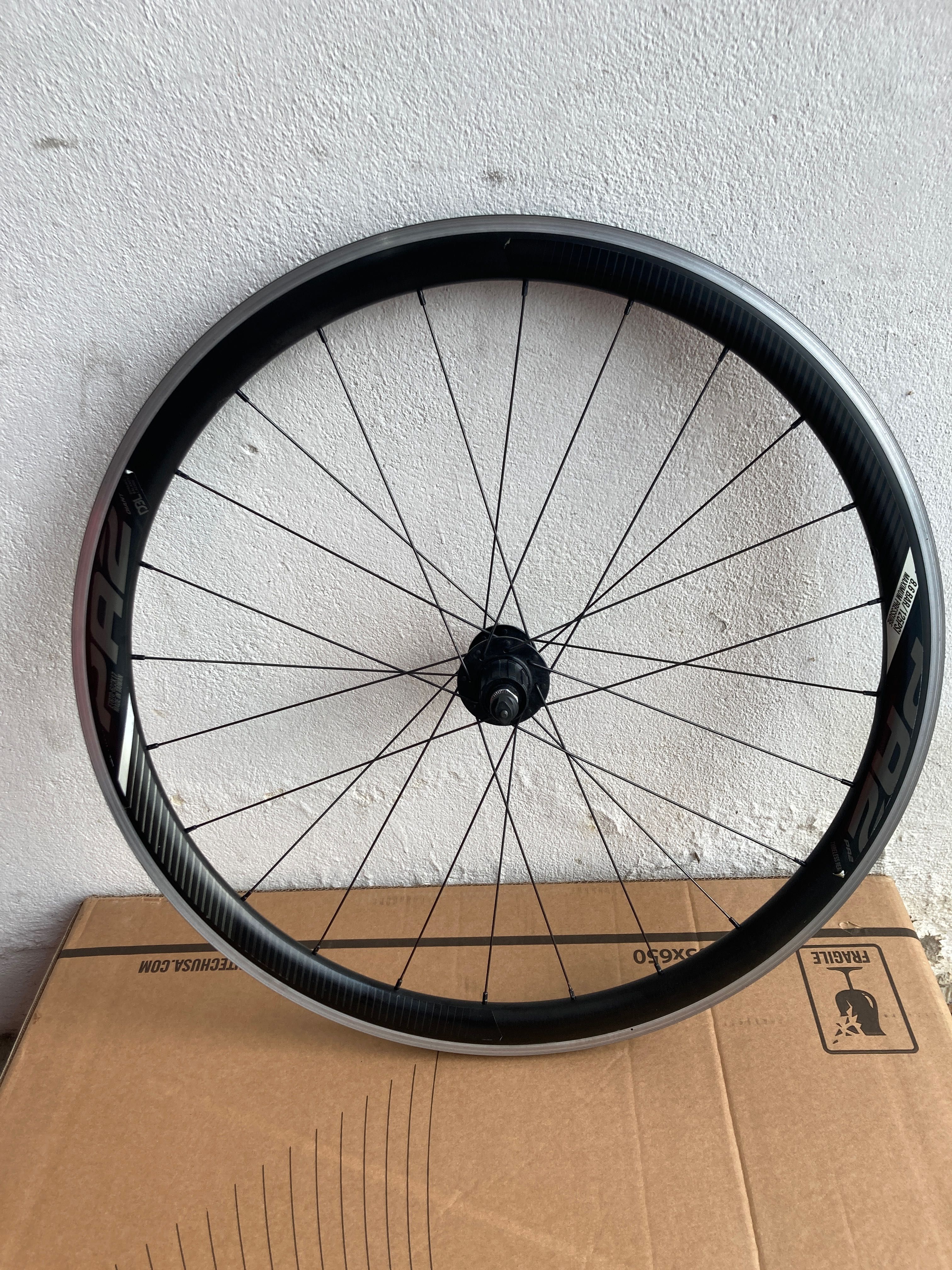Rodas Estrada Giant PR-2 Alumínio (Travão de Aro) - ler anúncio