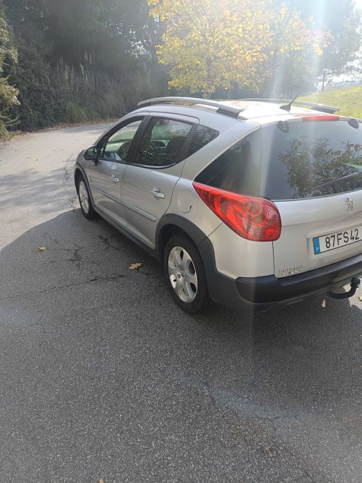 Peugeot 207 sw outdoor