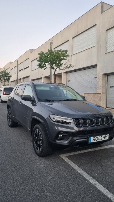 Jeep Compass 4xe trailwalk