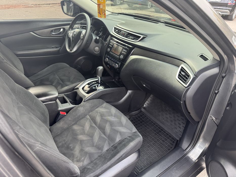 Ніссан Рог Nissan Rogue