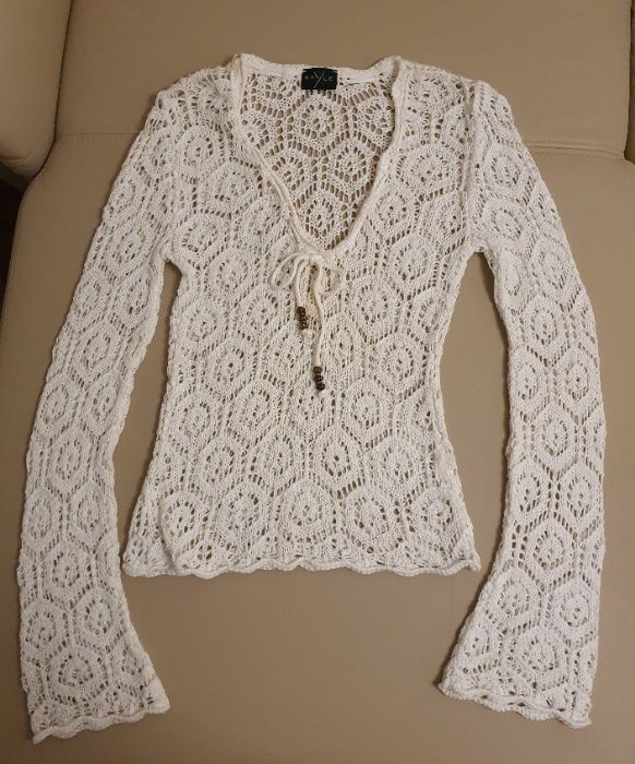 Sweter biały - ażurkowy rozmiar XS
