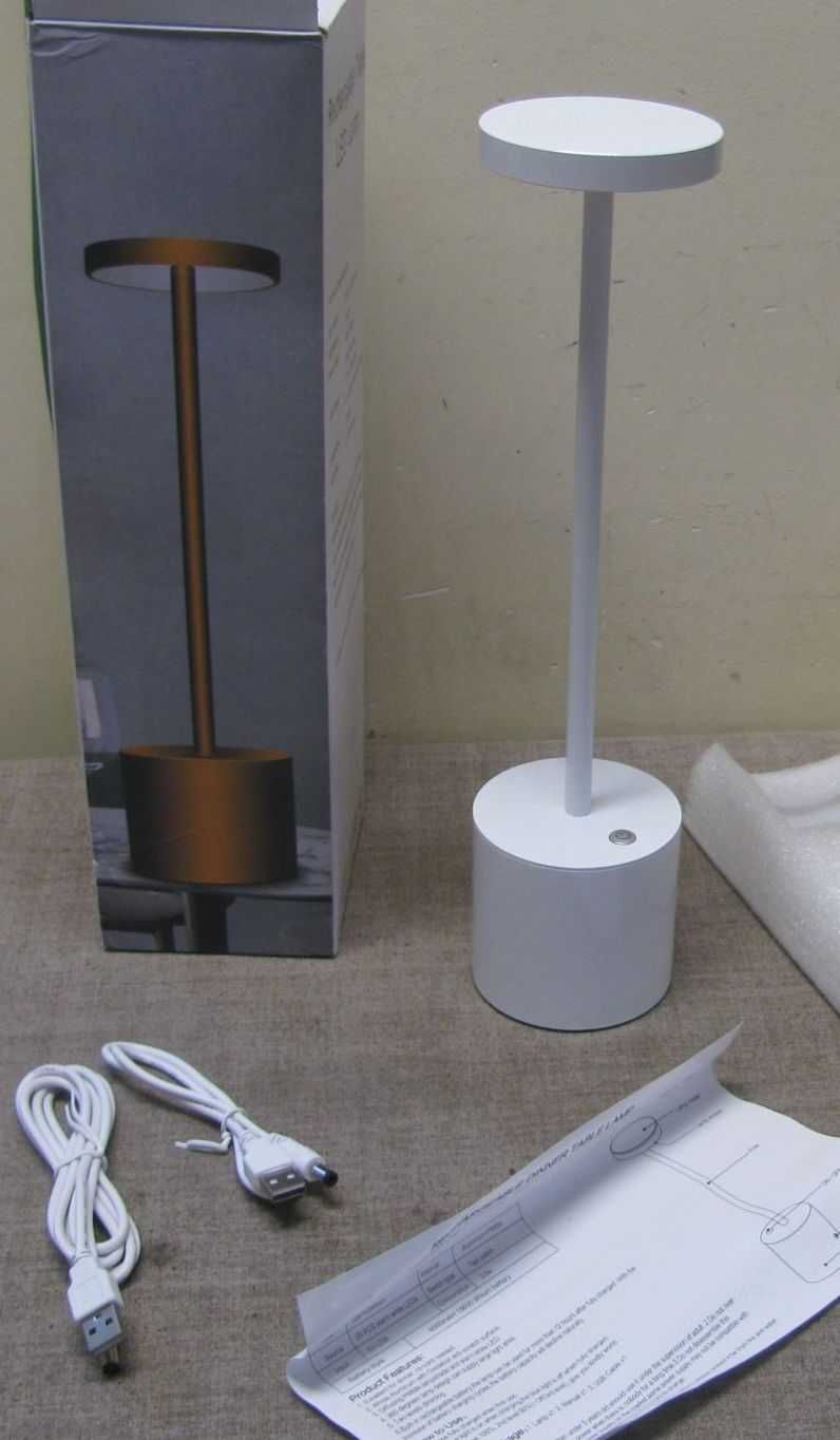 Акумуляторна настільна LED лампа у скандинавському стилі
