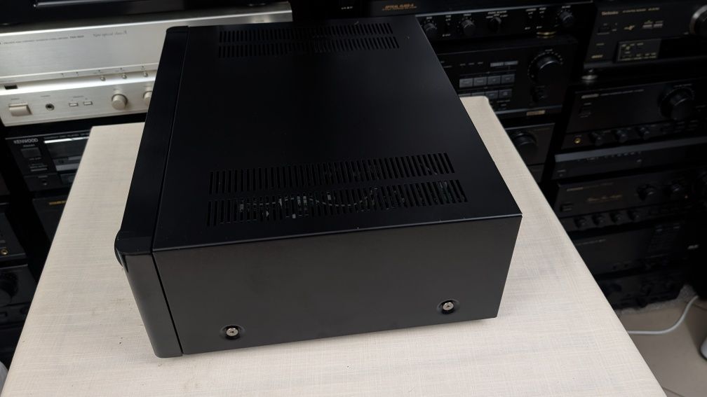 ROTEL RCX-1500 wysokiej kasy amplituner stereo z funkcjami sieciowymi