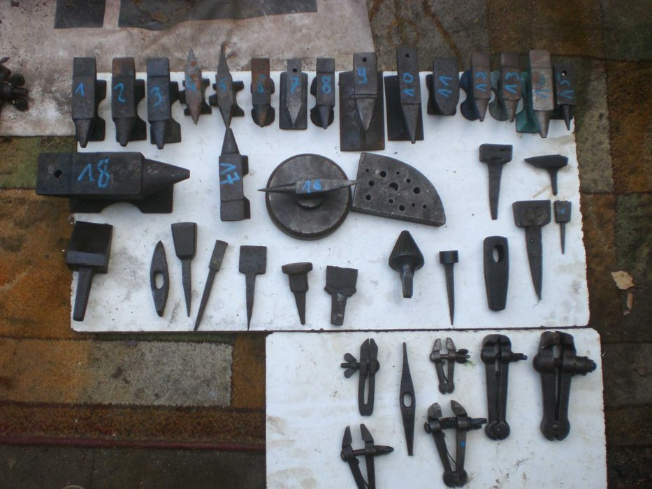 kolekcjonerskie imadełka i kowadełka przedwojenne i z epoki prlu.