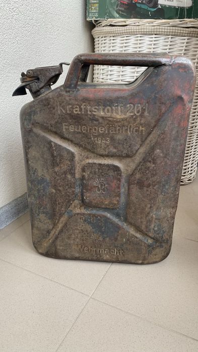 Канистра Вермахт NIRONA 20L