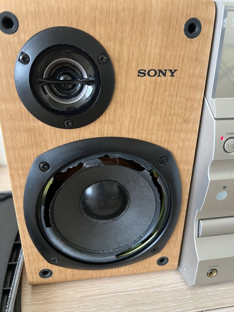 Музикальний центр Sony
