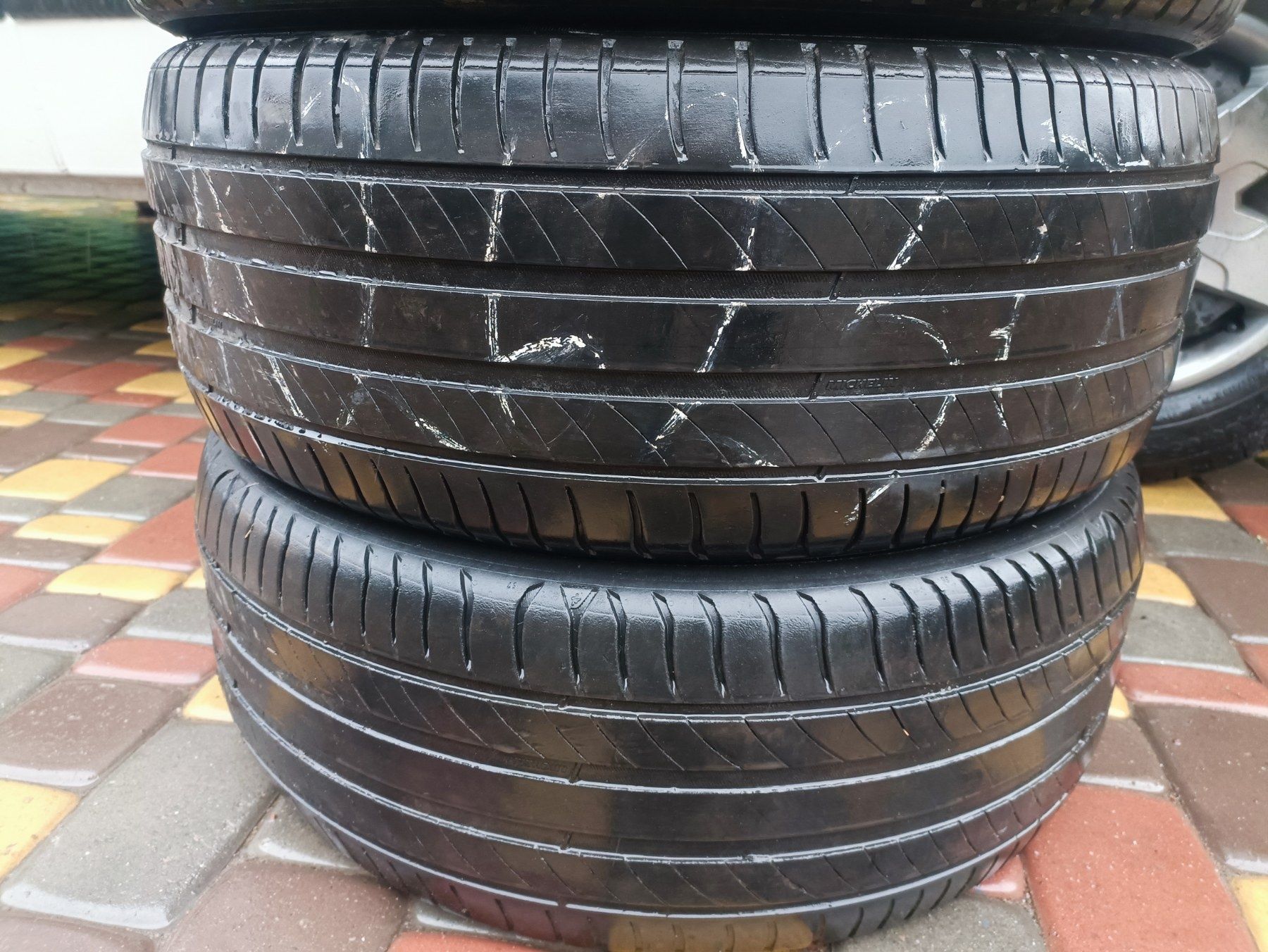 Michelin 235/55 R17 комплект літніх шин