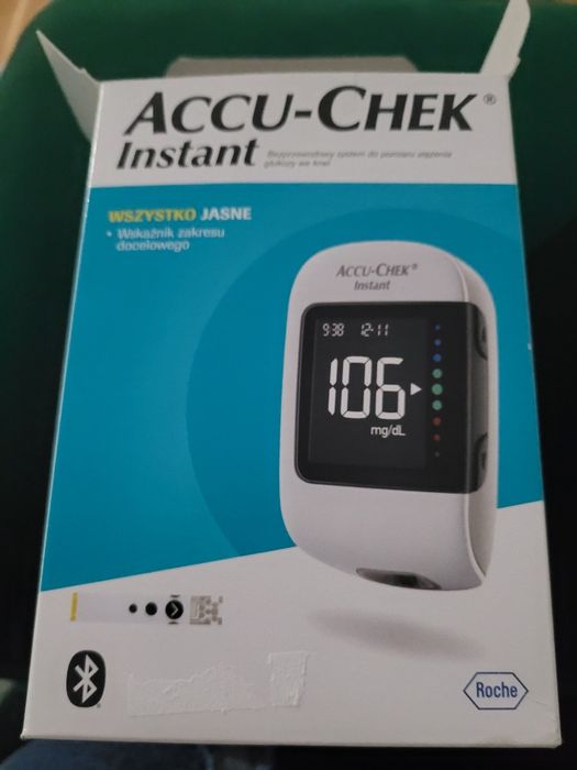 Accu-chek Instant glukometr