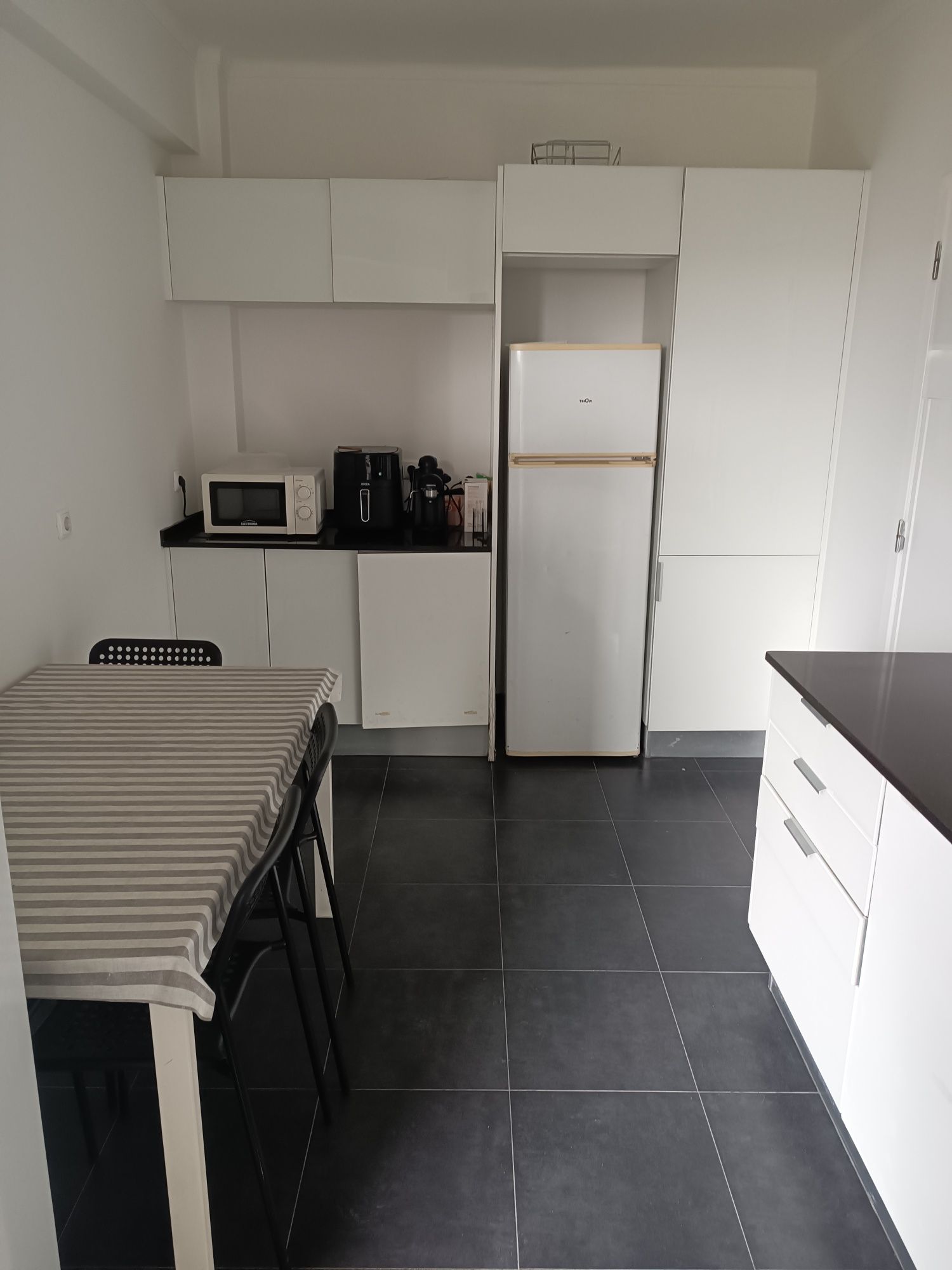 Quarto Cacém CASAL BRASILEIRO