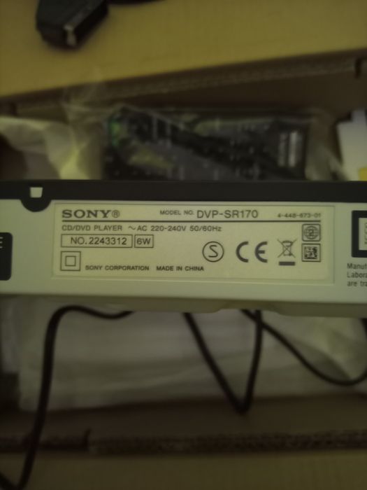 DVD player SONY DVP -SR170