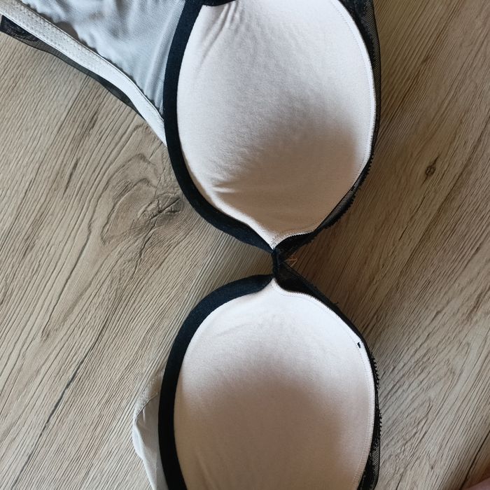 Biustonosz esotiq 75 D