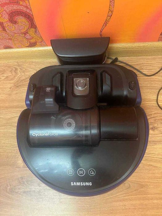 Робот-Пилосос Samsung. Працює ідеально.